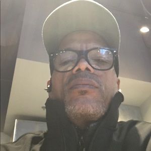 Meet your Posher, Leroy